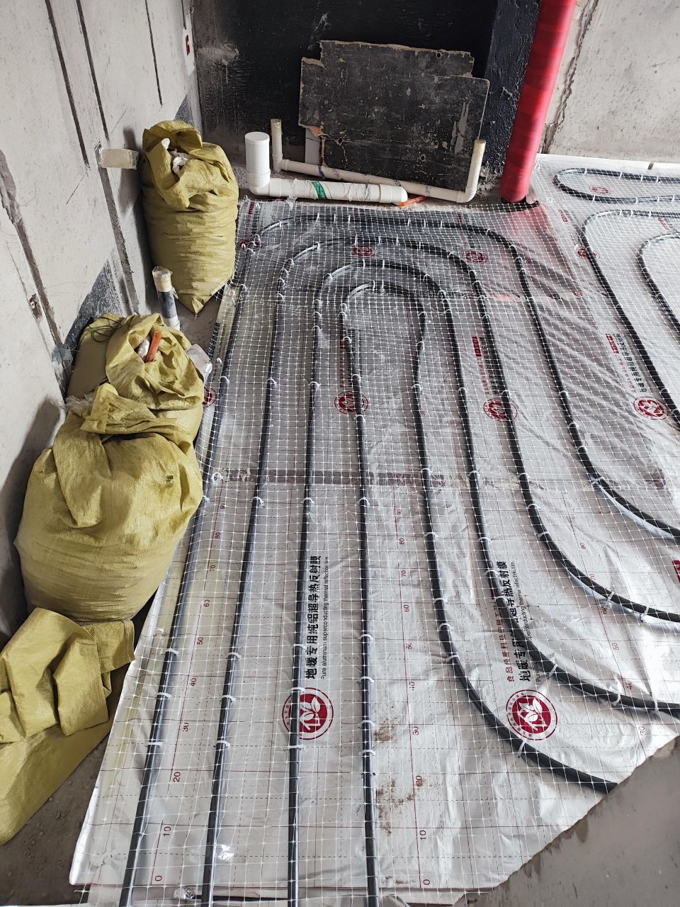 1722587936186132.jpg 1722587936186132.jpg